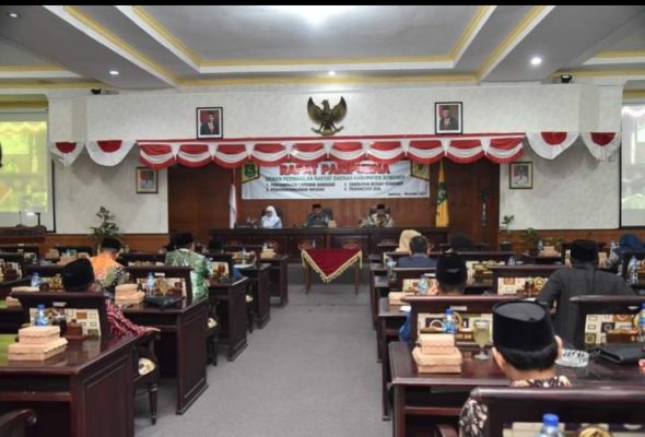 Rapat Paripurna Penyampaian Pembahasan 2 Raperda APBD 2023