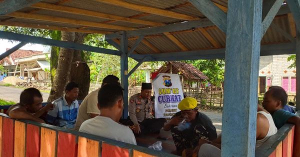 Kapolsek Kangayan Laksanakan Kegiatan Jum'at Curhat