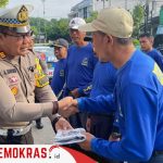 Kasatlantas Sumenep Berikan Sosialisasi Kepada Juru Parkir