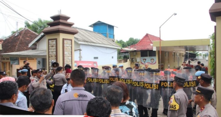 Tingkatkan Siaga Polres Sumenep Gelar Alarm Stelling