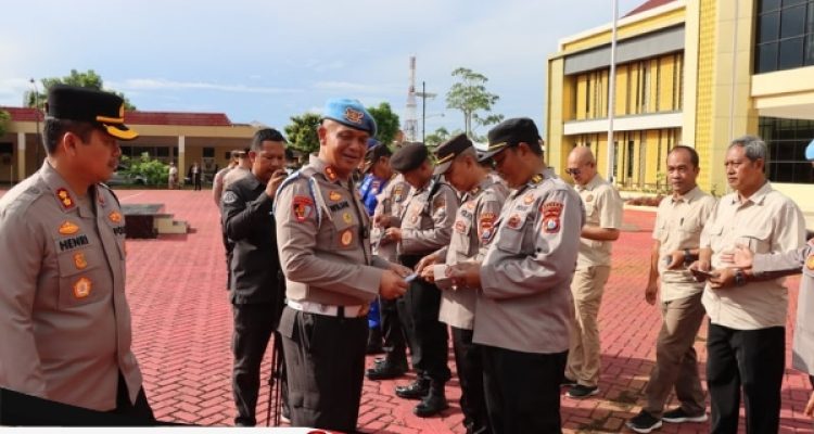 Bidpropam Polda Jatim Gelar Pemuliaan Etika Profesi Polri Di Polres Sumenep