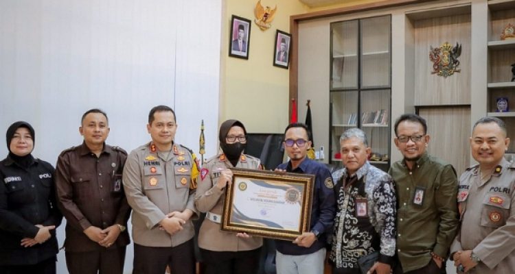 Satlantas Polres Sumenep Raih Penghargaan Dari Komisi Informasi Sumenep