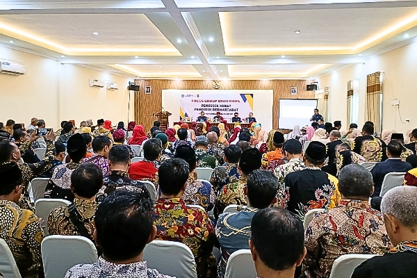 Pembukaan FGD "Pendidik Hebat, Pendidik Bermartabat" Oleh Dinas Pendidikan Kabupaten Sumenep