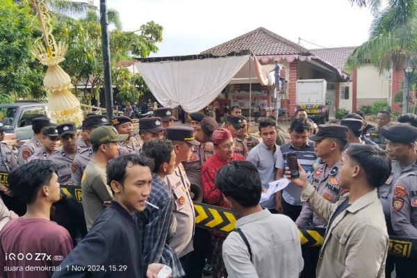 Kepala DiskopUKMPerindag Sumenep Dituntut Transparansi Atau Mundur Dari Jabatannya