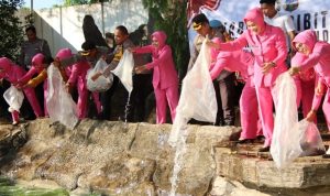 Polres Sumenep Tabur Bibit Ikan Dukung Program Swasembada Pangan
