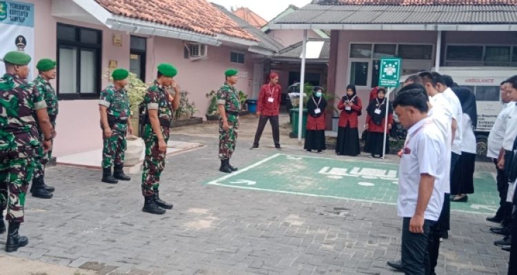 Koramil 0827-19/Sapeken Berikan Pembekalan Kepada Tenaga PKWT BLUD Puskesmas