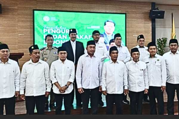 Selamat Hari Raya Idul Fitri_20250727_121844_0000 Selamat Bertugas Dr. Naghfir, BWI Sumenep Diharapkan Jadi Penggerak Wakaf Produktif