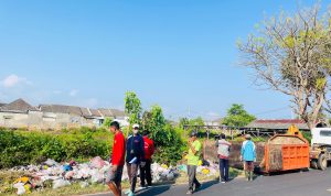 IMG-20251003-WA0048 Pemdes Kalianget Barat Bersama DLH Bersihkan Sampah