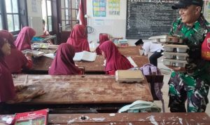 Babinsa Koramil Arjasa Pastikan Kualitas Menu MBG