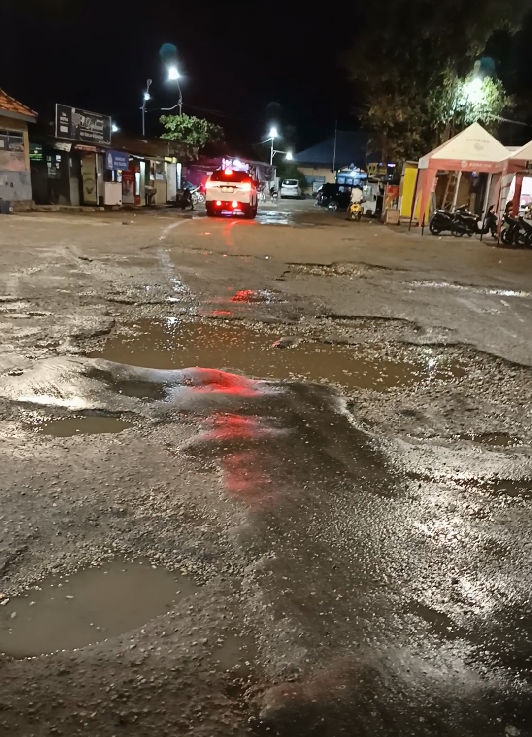 Jalan Rusak dan Berlubang di Pelabuhan Kalianget Sudah Diperbaiki
